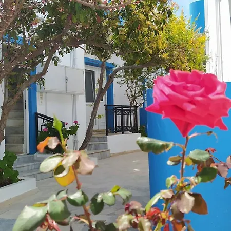 One Bedroom Apartm, With Free Parking Sea View 아파트