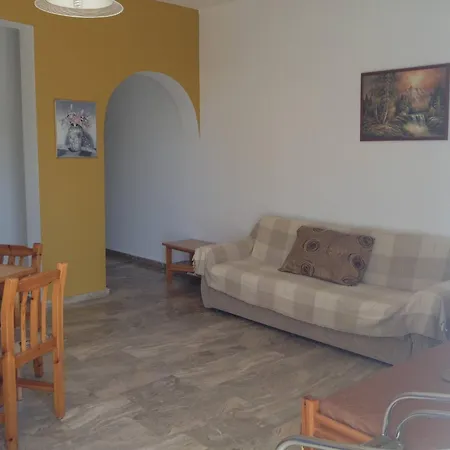 One Bedroom Apartm, With Free Parking Sea View Makrýgialos